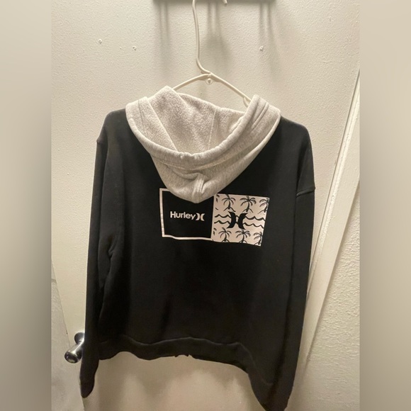 Hurley zip up sweater - Picture 2 of 2